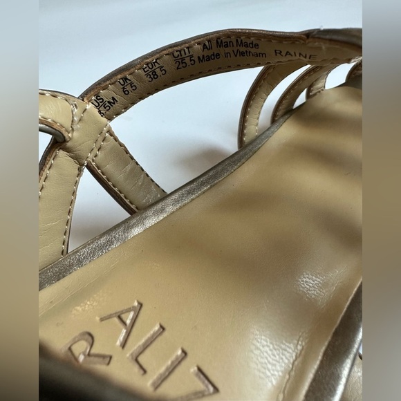 Naturalizer Raine Strappy Low Heeled Sandals ๐ - Picture 4 of 7